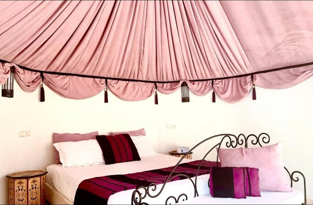 Les Jardins D Isis Hotel Marrakesh Exterior photo